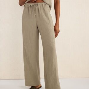 Green cotton gauze straight pants